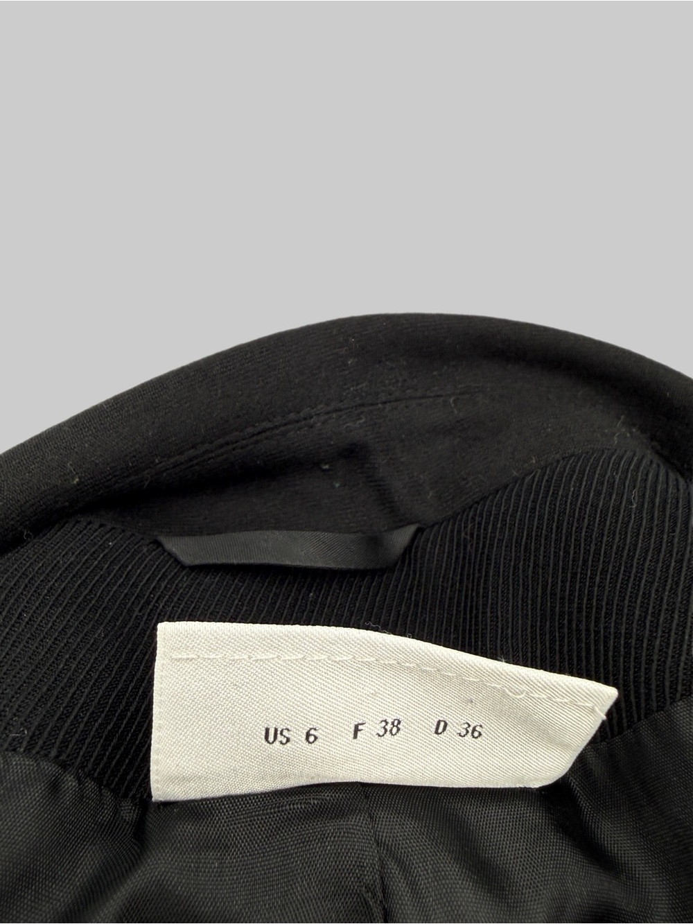 Akris Punto Black Long Tailored Blazer - Picture 7 of 8